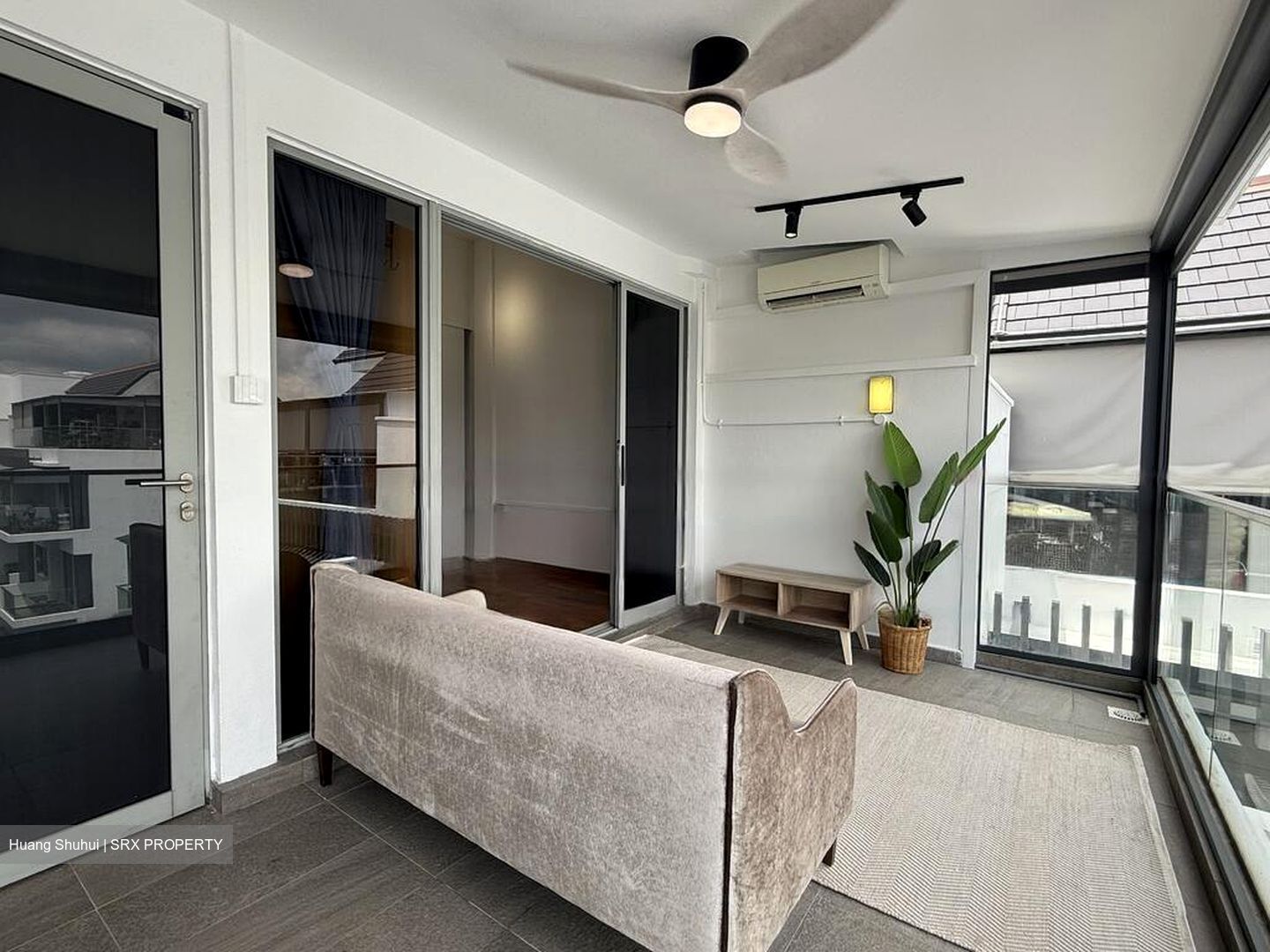 Casa Cambio (D19), Condominium #484509221